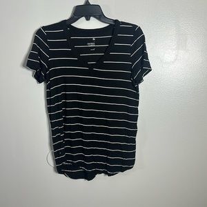 S0 brand, size SMALL, v-neck t-shirt, worn a few times